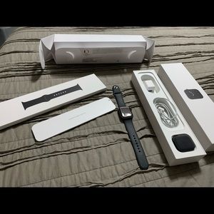 Apple Watch Series 5 Space Gray 40mm